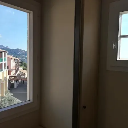Le Village De Cap Esterel - Maeva - 5 Personnes 1 Avec Terrasse Et Parking Mae-6693 Apartman